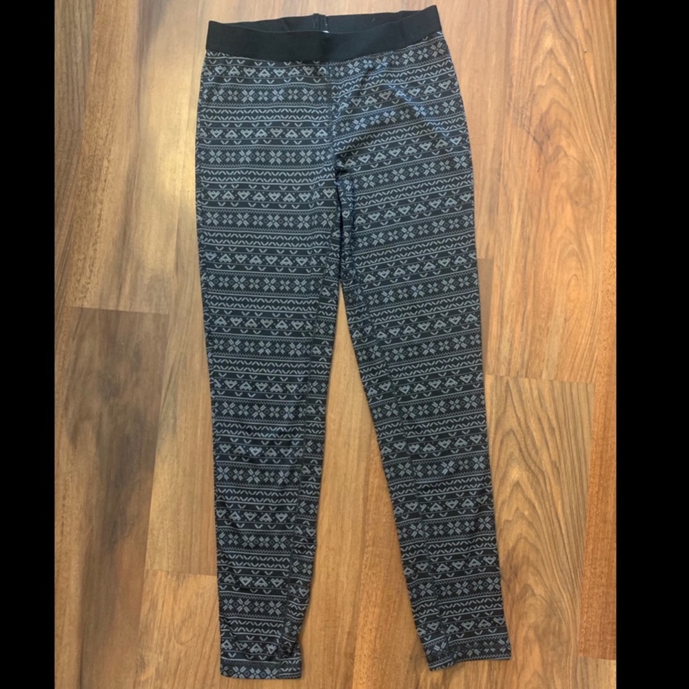 Forever 21 patterned leggings